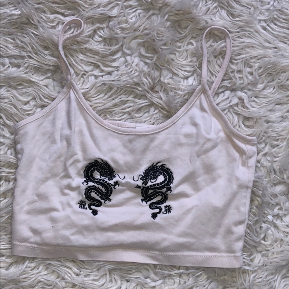 urban outfitters crop top!